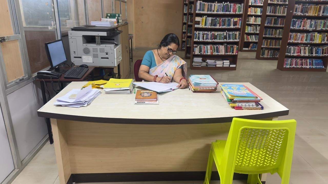 Library & Learning Resource Center